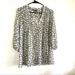 A Pea in the Pod Maternity blouse. Size XS
